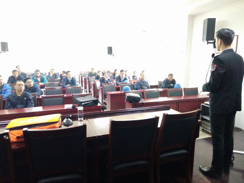 
				   
					黃河同力組織開(kāi)展2019年消防安全、職業(yè)衛(wèi)生及廠區(qū)雙重預(yù)防體系建設(shè)知識(shí)培訓(xùn)
				 